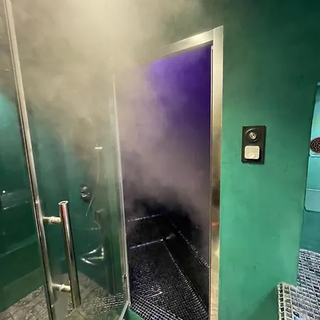 Luxury Industrial With Private Hammam At Montparnasse Apartament