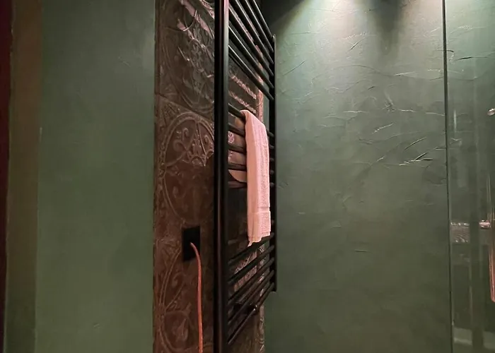 Superbe Hammam A Montparnasse