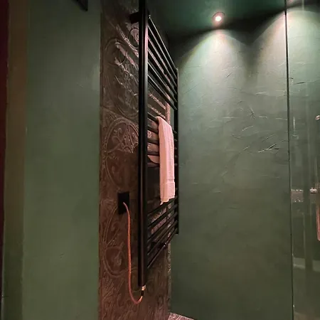 Superbe Hammam A Montparnasse
